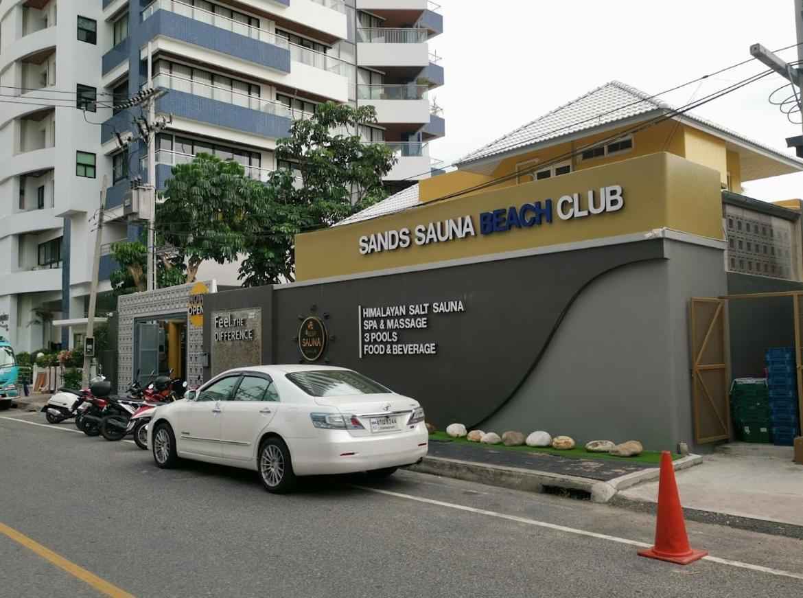 Retro Guesthouse Pattaya Exterior foto